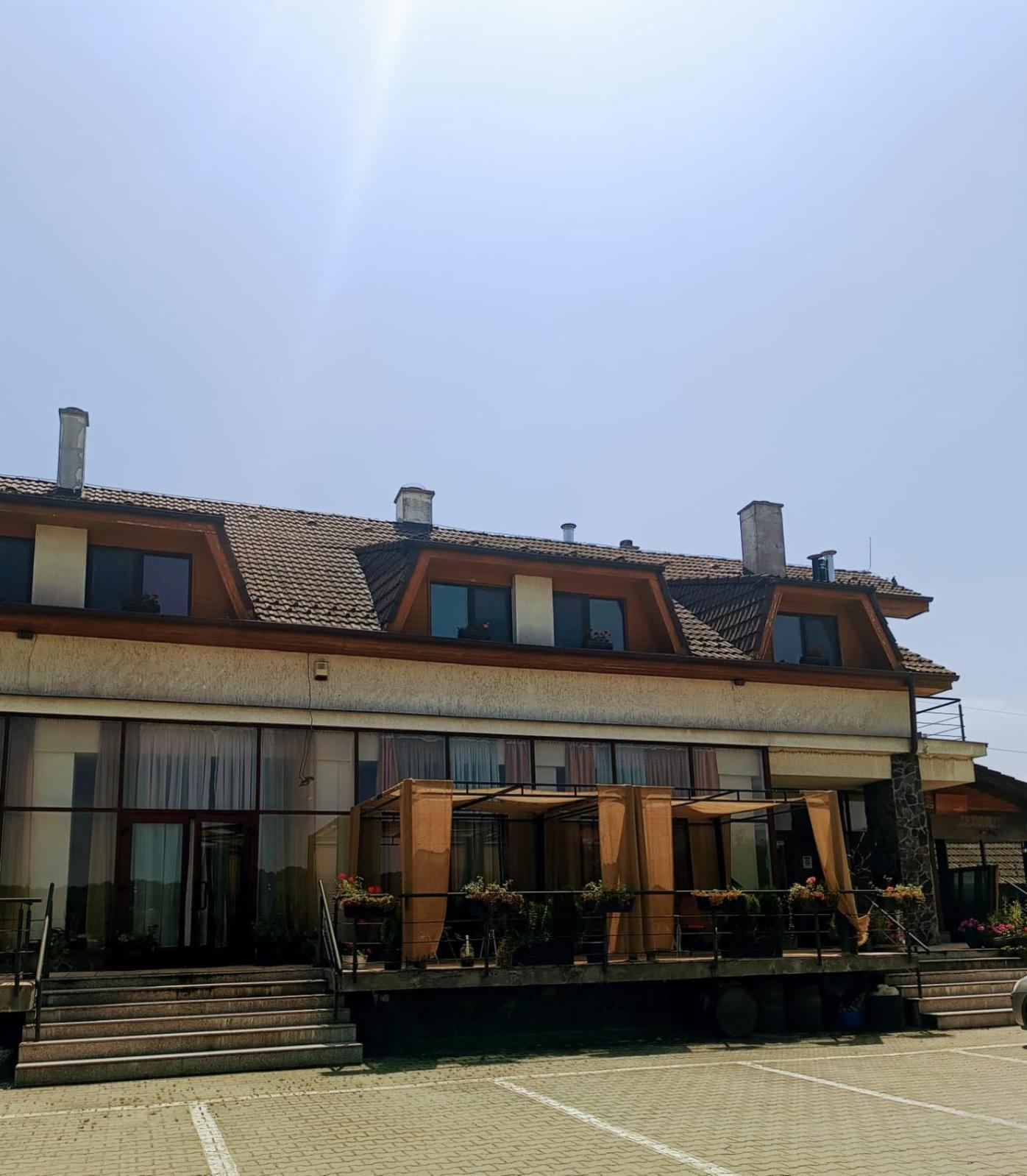 La Cuib Cristian Sibiu Hotel Exterior foto